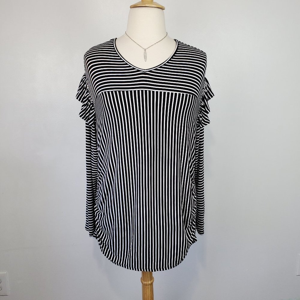 Time and Tru Stretchy Black White Striped Ruffle Maternity Top Size XL (16-18)